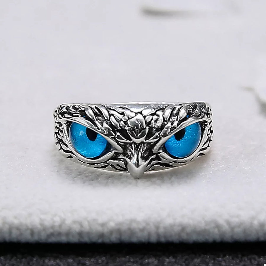 ring in Silver with animal motif and owl design