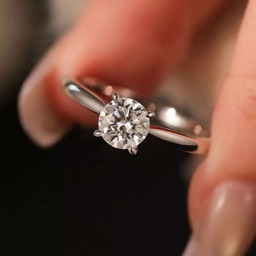 ring in silver