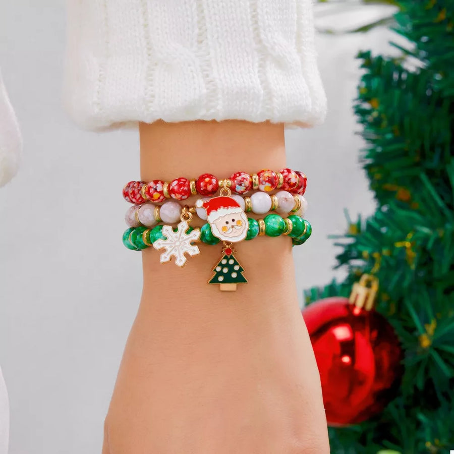 bracelet in red with marbled, solid, speckled and beaded