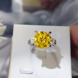 5 Carat Moissanite 925 Sterling Silver Ring in Gold with 5 carat moissanite