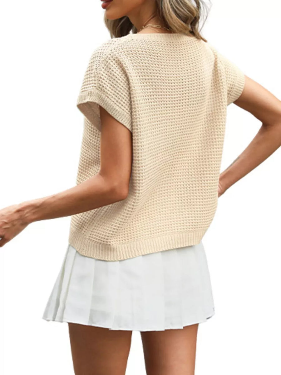 Green pullover sweater with waist-length and pullover