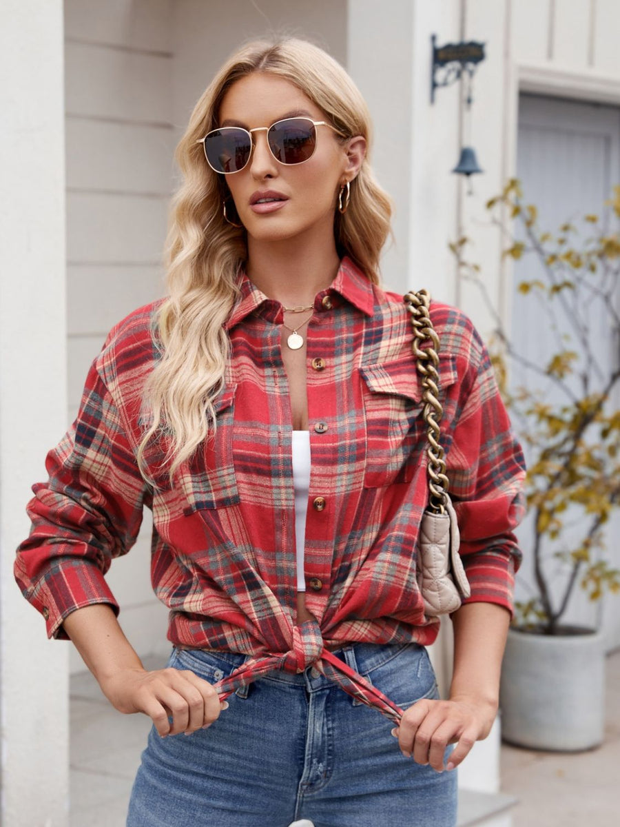 Overshirt in red plaid with patch pockets and button front, tied at the waist.