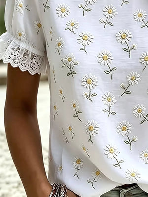 White with Plus Size Daisy Lace Puff Sleeve T-shirt
