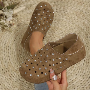 Camel slip-ons