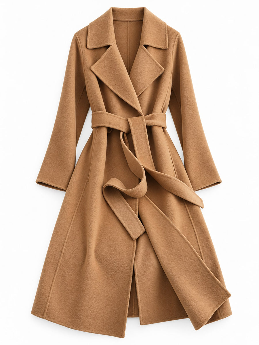 classic wool coat in Off White with notch lapel