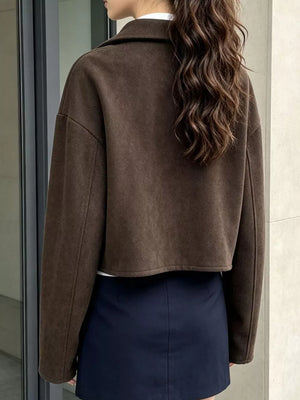 minimalist jacket in Khaki with collared