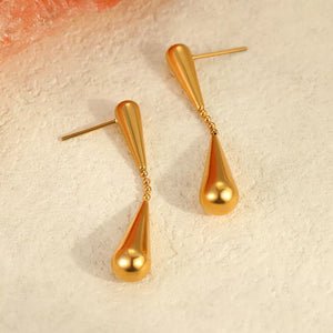 18K Gold-Plated,Stainless Steel Care instructions: Avoid wearing during exercise earrings in Gold with teardrop silhouette