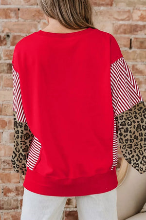 100% polyester Care instructions: Machine wash cold sweatshirt in white with relaxed silhouette