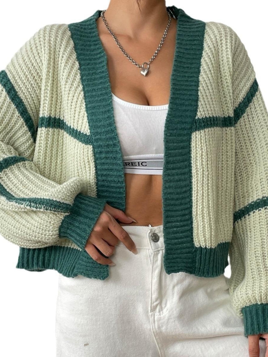 cardigan in Black with ribbed and cropped