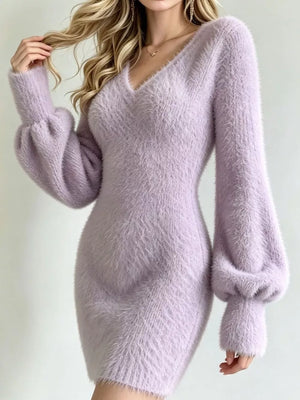 glam sweater dress in Beige with v-neck