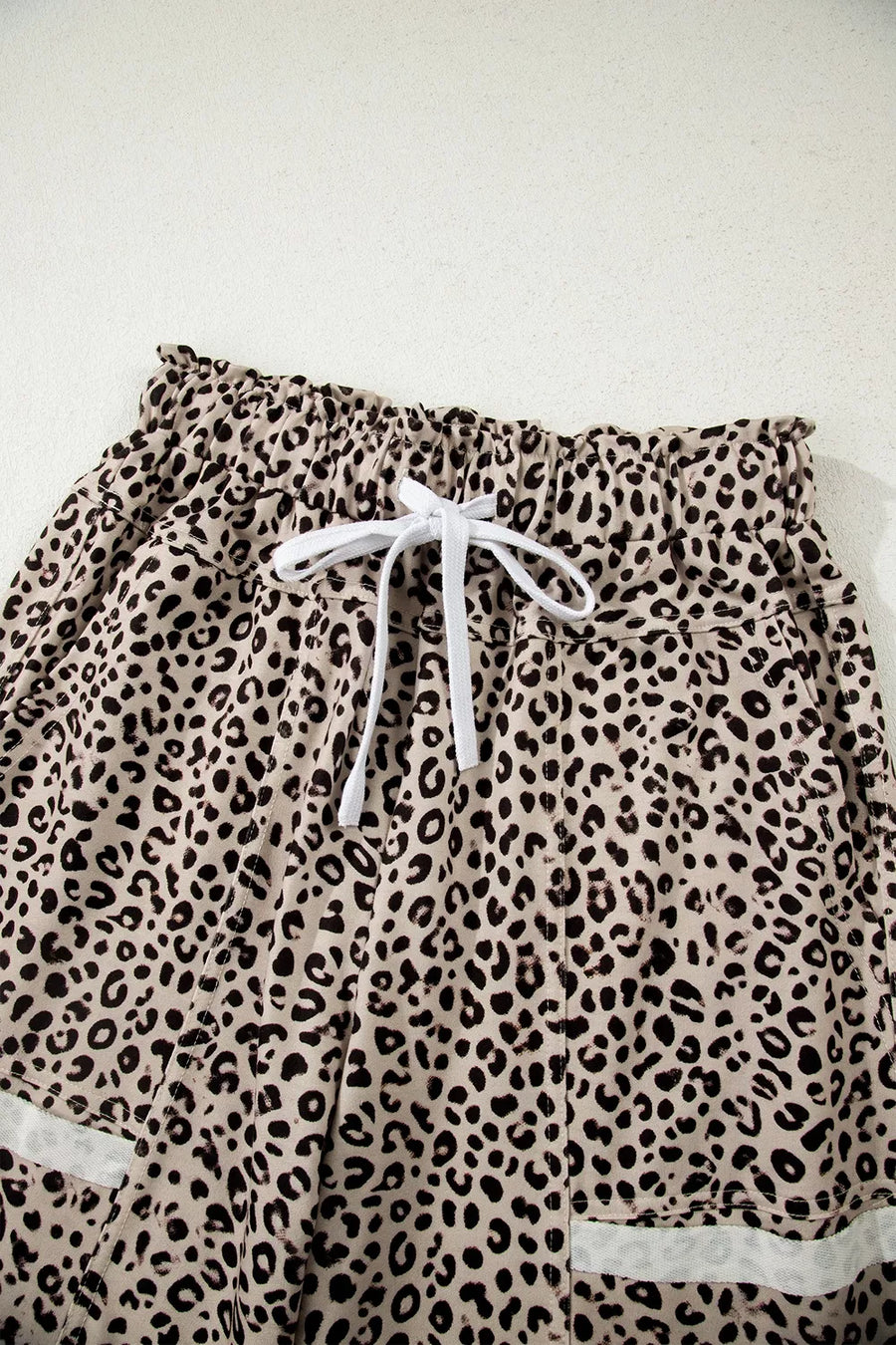 wide-leg pants in Leopard with pocketed and full-length