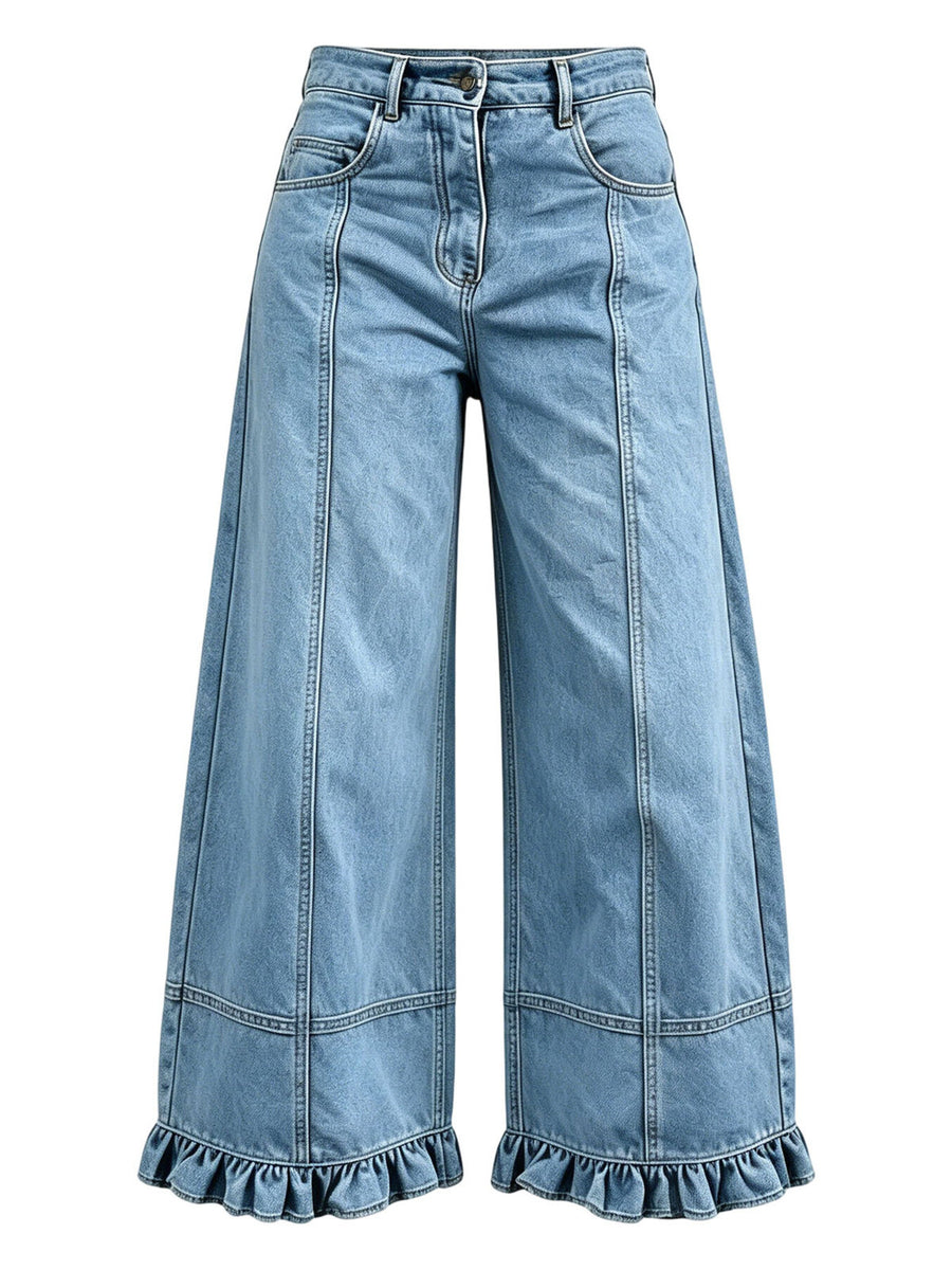 jeans in light blue featuring buttoned and flared fit