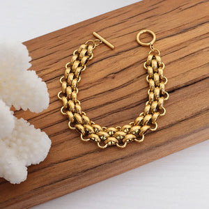 gold jewelry set with necklace 16.5 in, bracelet 7 in and clasp