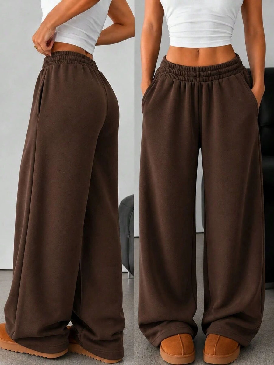 sweatpants in dark brown with pocketed and full-length
