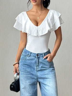 romantic bodysuit in Burgundy with v-neck