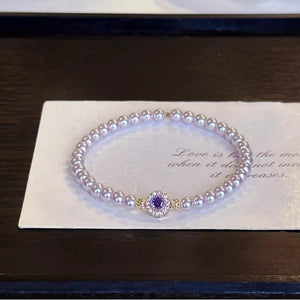 bracelet in lavender featuring beaded and fitted fit