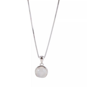minimalist necklace in Silver with not applicable