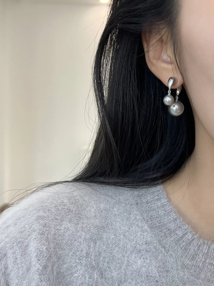 Synthetic Pearl, Alloy, 925 silver needle Care instructions: Avoid wearing durin earrings in grey with drop silhouette