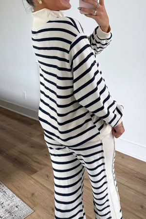 lounge set in White with striped and oversized
