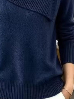 Red regular pullover sweater with collared