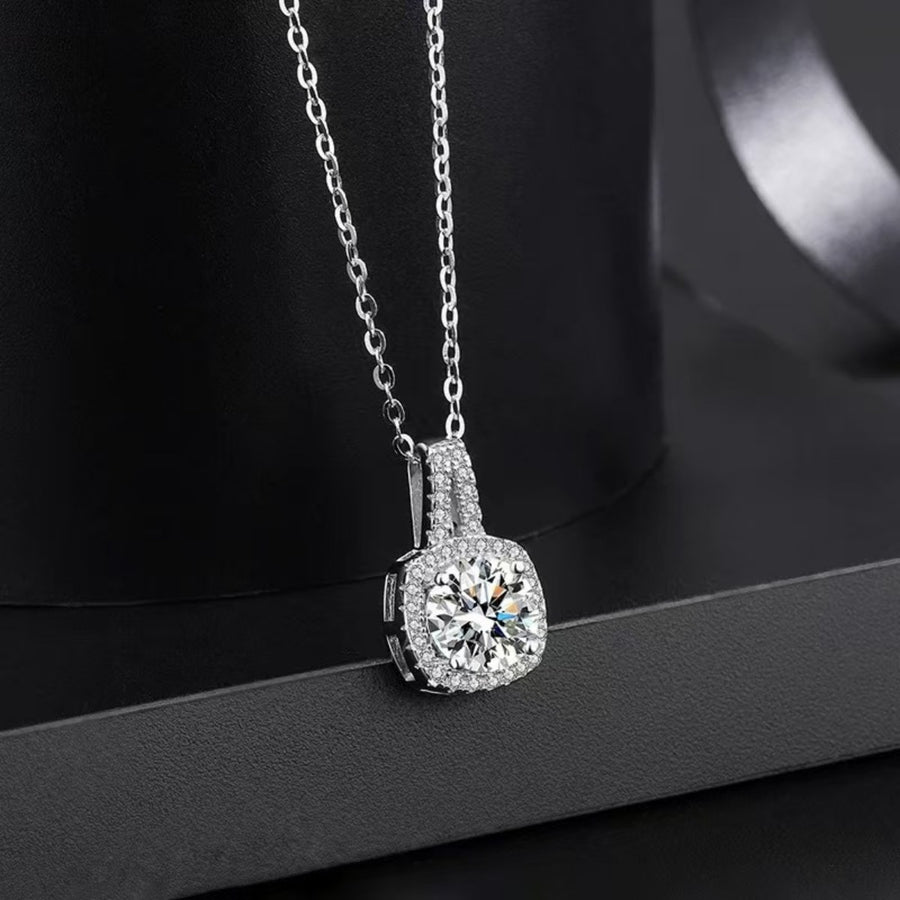 925 sterling silver,Moissanite Carat weight: 1ct Care instructions: Avoid wearin necklace in clear with square silhouette