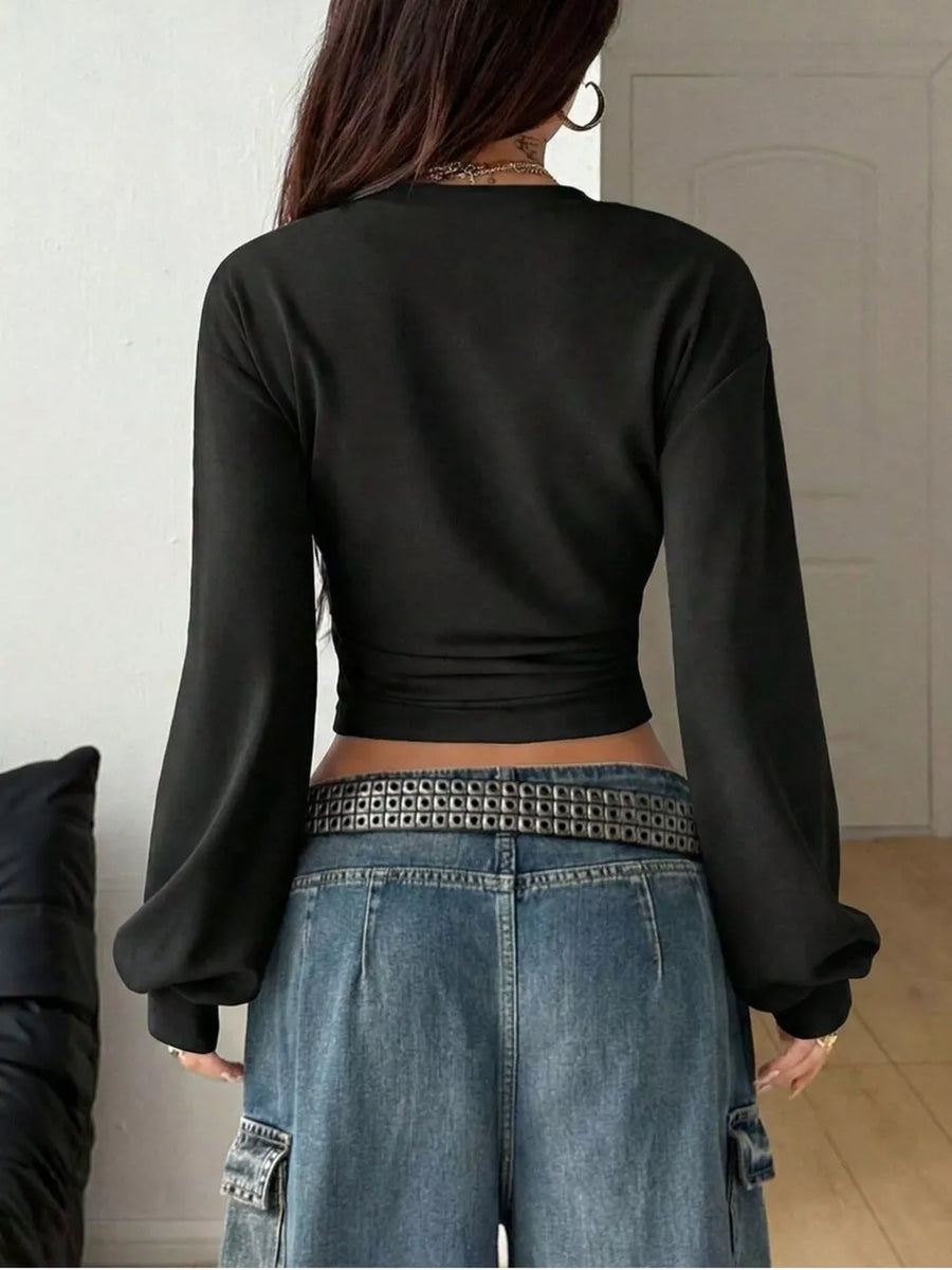 65% polyester, 30% viscose, 5% elastane Care instructions: Machine wash cold crop top in Light Gray with fitted silhouette