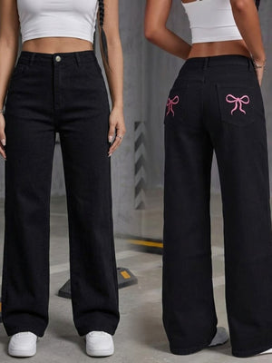 wide-leg jeans in black with buttoned and full-length