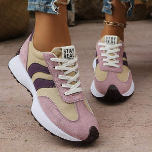 Brown sneakers with lace-up and striped