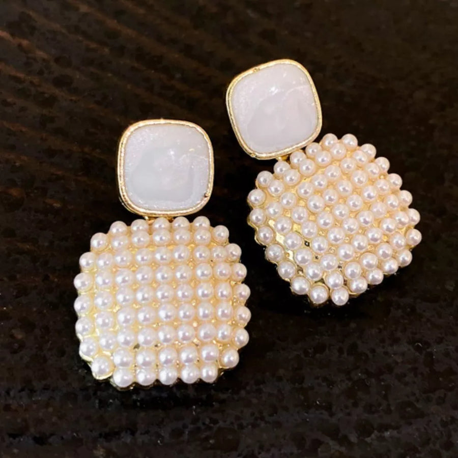 earrings featuring figurative in gold with Freshwater Pearl,Synthetic Pearl,18K Gold-Plated,Alloy Care instructions: 1