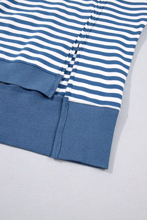 sweatshirt in royal blue