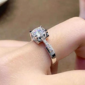 2 Carat 925 Sterling Silver Ring in silver with 2 carat moissanite