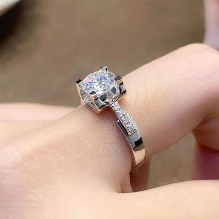 2 Carat 925 Sterling Silver Ring in silver with 2 carat moissanite
