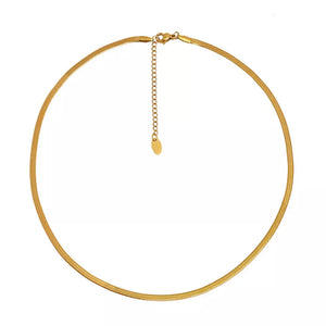necklace in Gold with adjustable length and choker