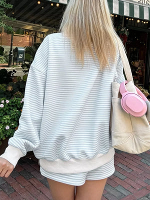 sweatshirt in ivory with stretch and hip-length