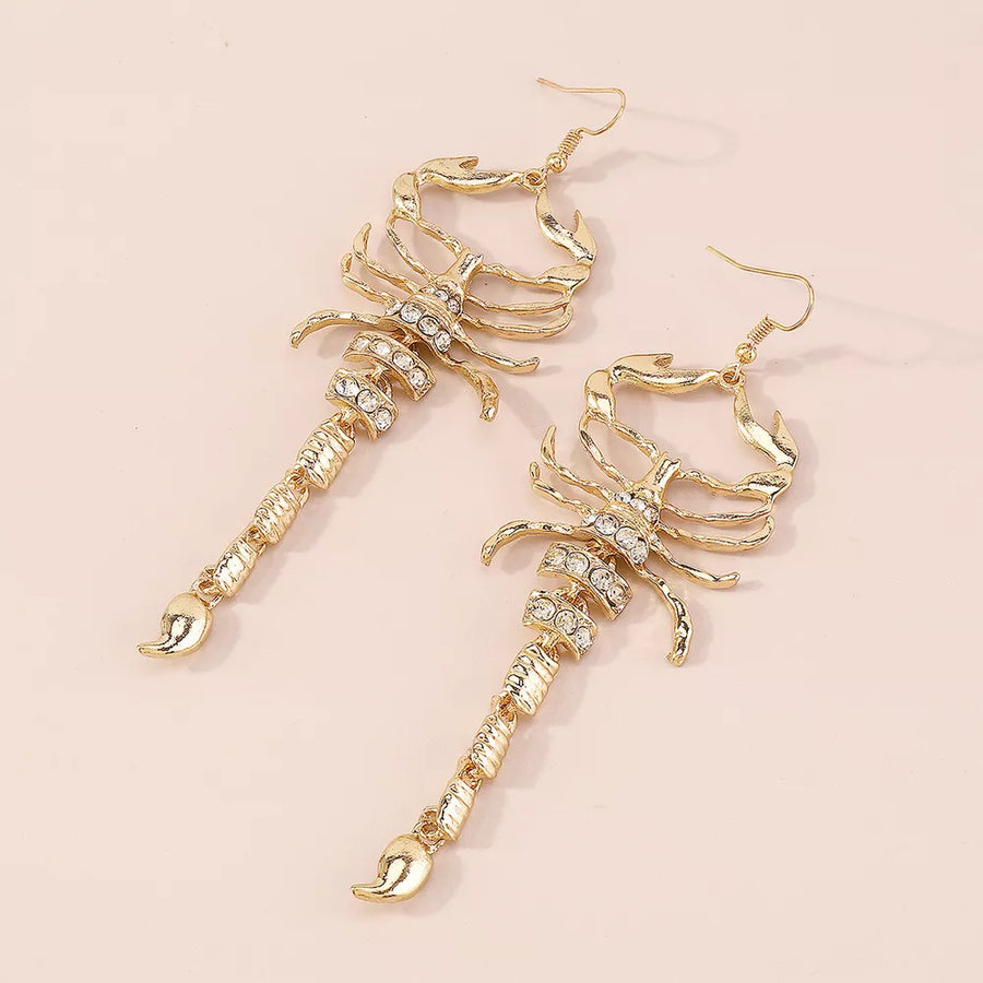 Silver earrings with long and fish hook