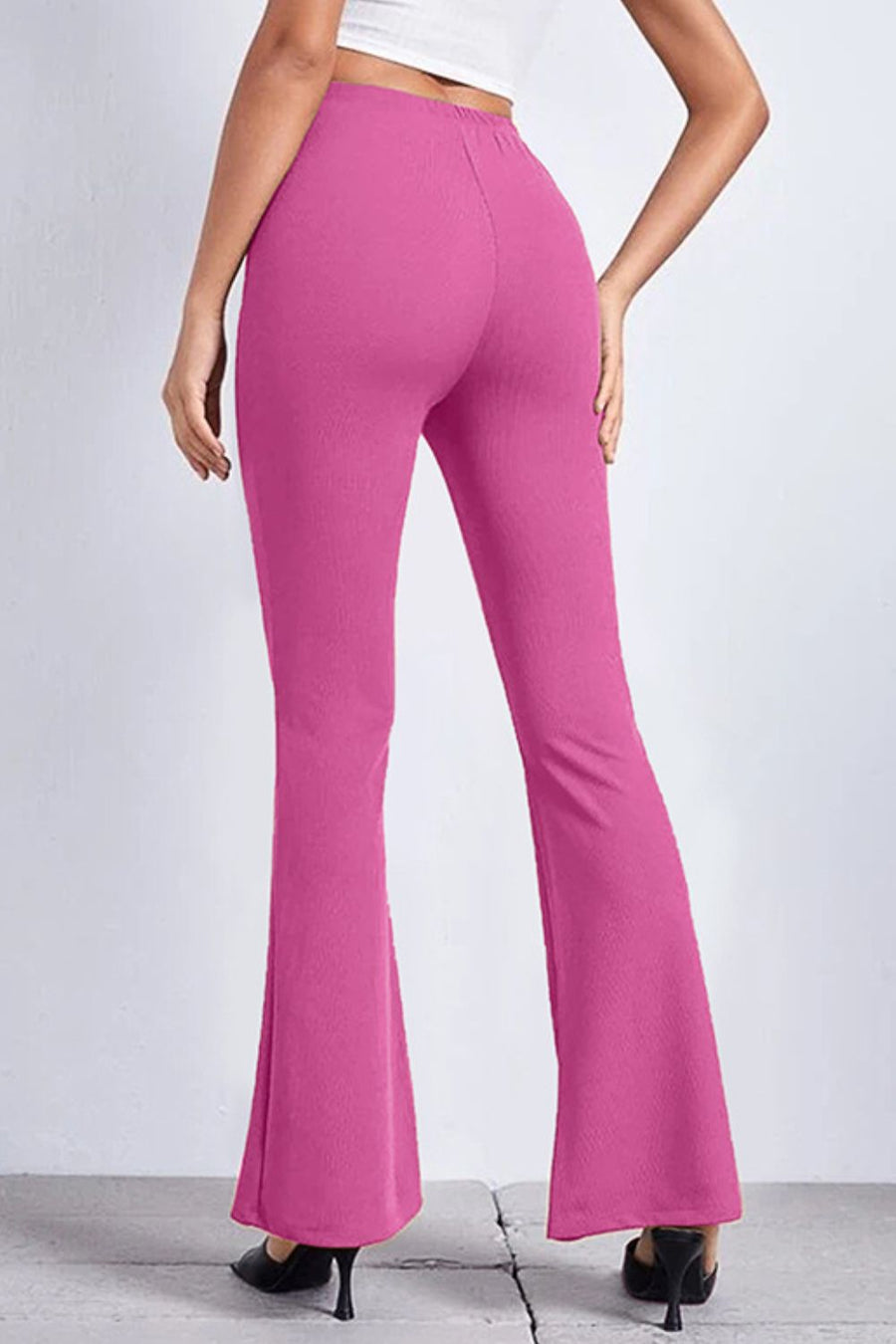 Textured flare leggings in hot pink with a comfortable fit.
