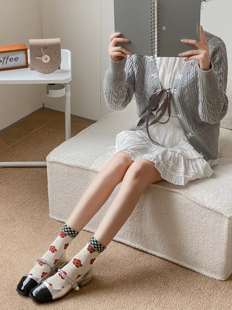 Yellow socks with ankle-length and elastic