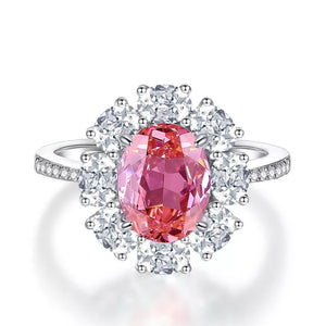 ring in Style A with geometric and pear-cut stone