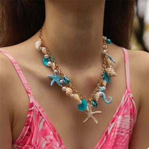 necklace in Red with charms and choker