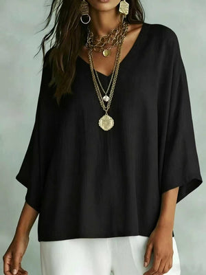 bohemian t-shirt in White with v-neck