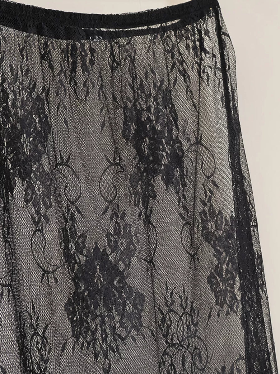 mini dress in black with sweetheart and spaghetti strap