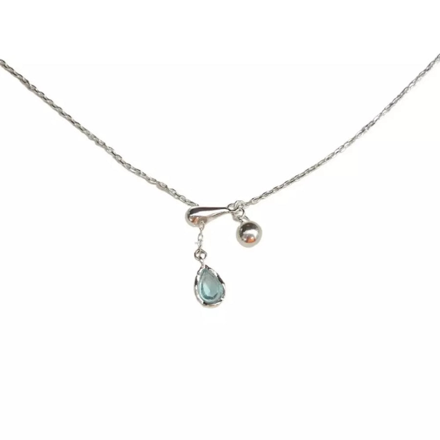 necklace in silver