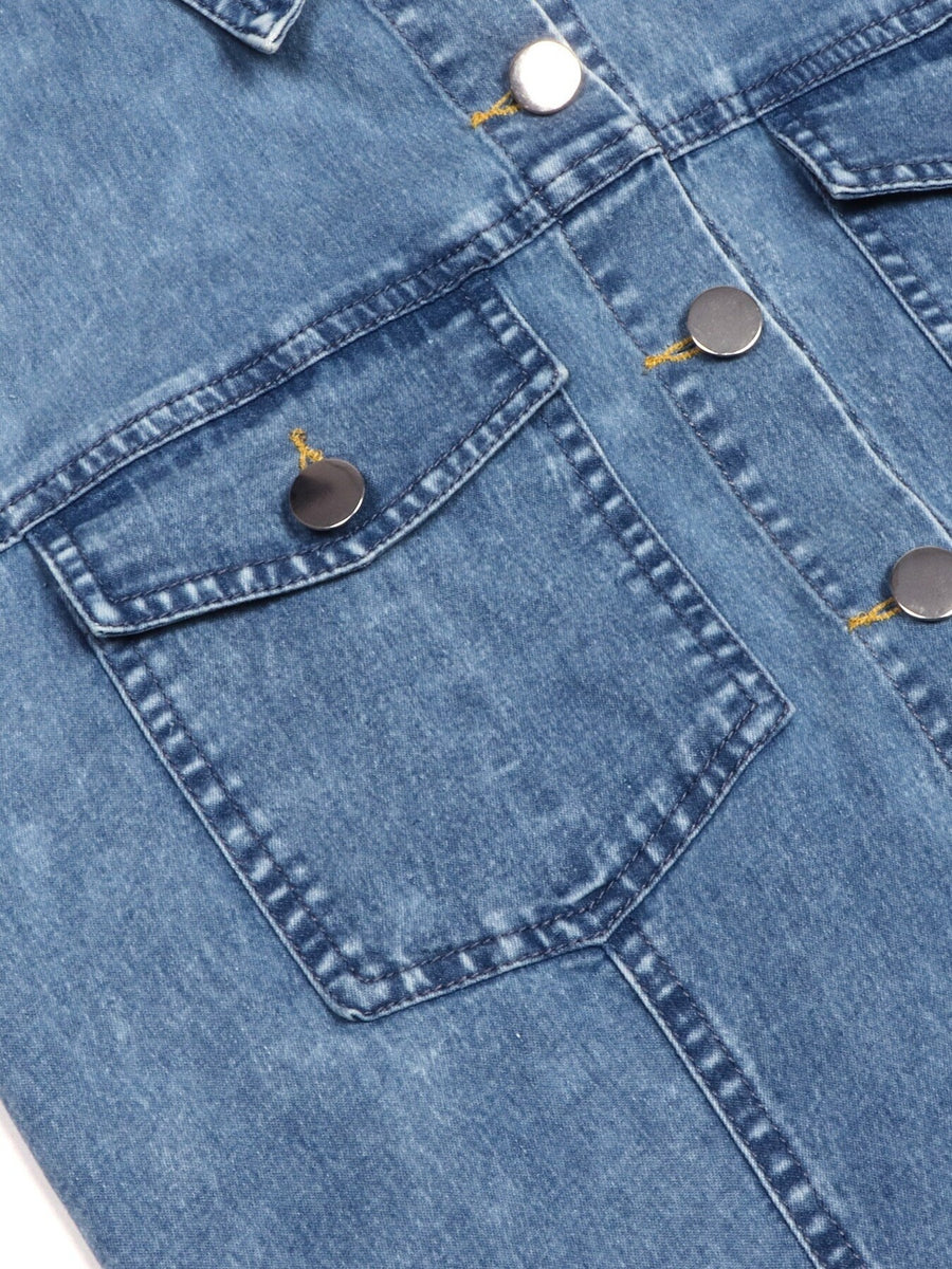 Button-front denim dress with silver buttons and chest pockets.