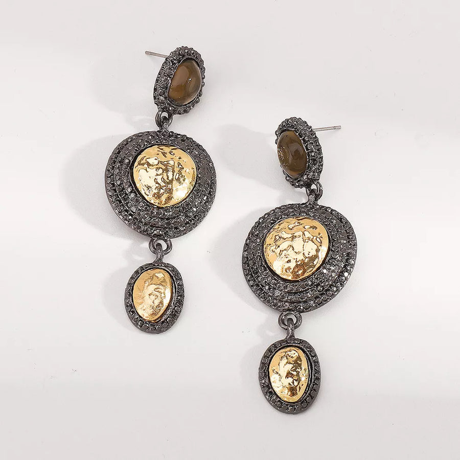 18K Gold-Plated,Resin,Zinc alloy Care instructions: Avoid wearing during exercis earrings in charcoal with linear silhouette