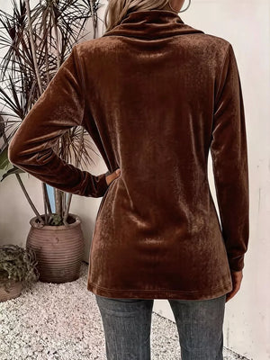 Pink cardigan with hip-length and open-front