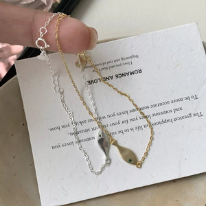 Platinum-Plated,18K Gold-Plated,925 sterling silver Care instructions: Avoid wea bracelet in gold with slim silhouette