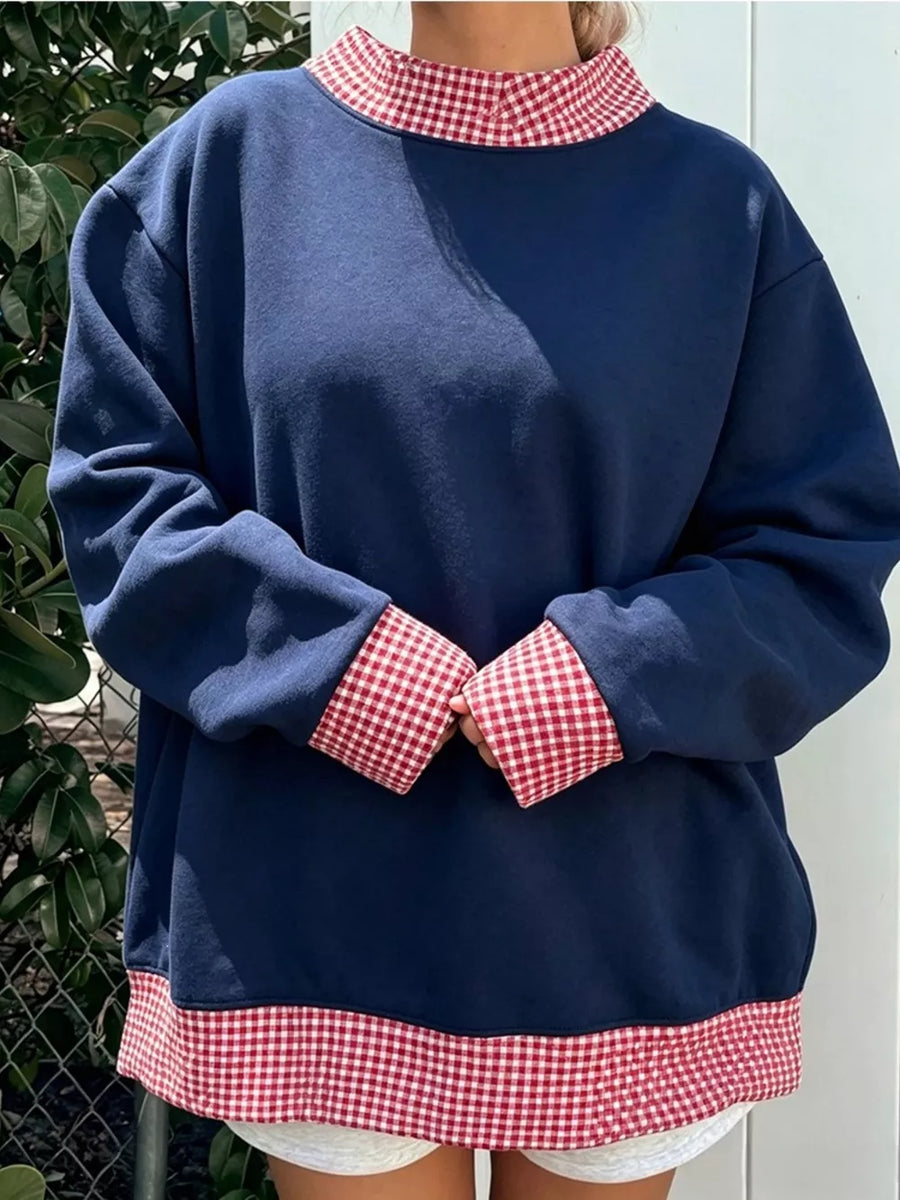 sweatshirt in Light Gray with dropped shoulder and hip-length