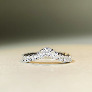 925 Sterling Silver Zircon V-Shaped Ring in Silver