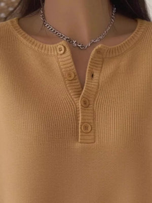pullover sweater in Black