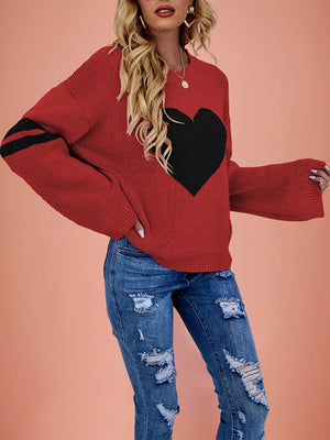 classic pullover sweater in Red with crew neck